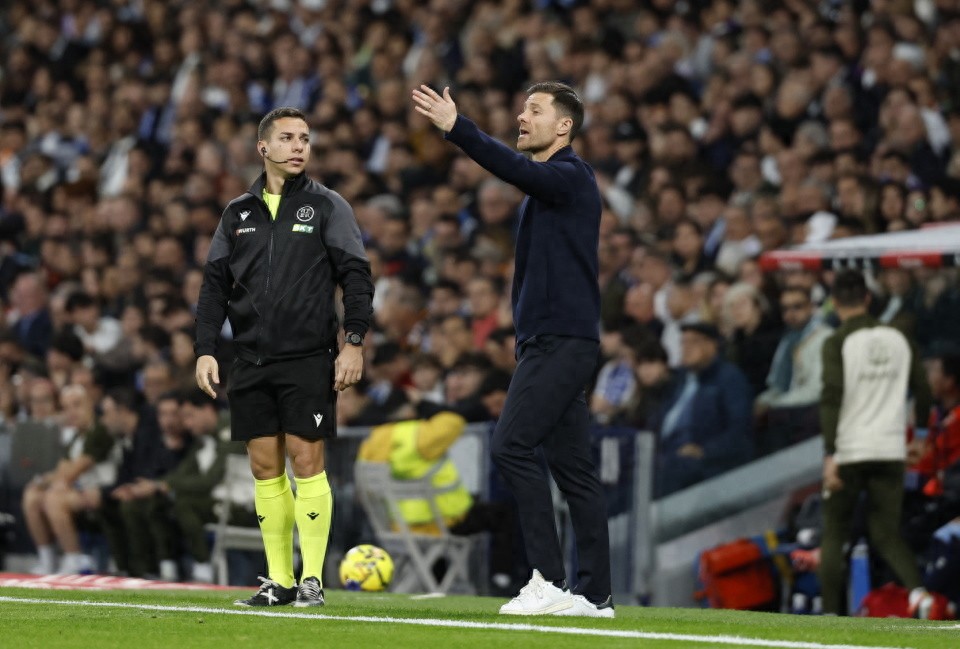 阿隆索生死戰(zhàn)！不勝曼城或下課，皇馬尋找替代者，齊祖渣叔二選一