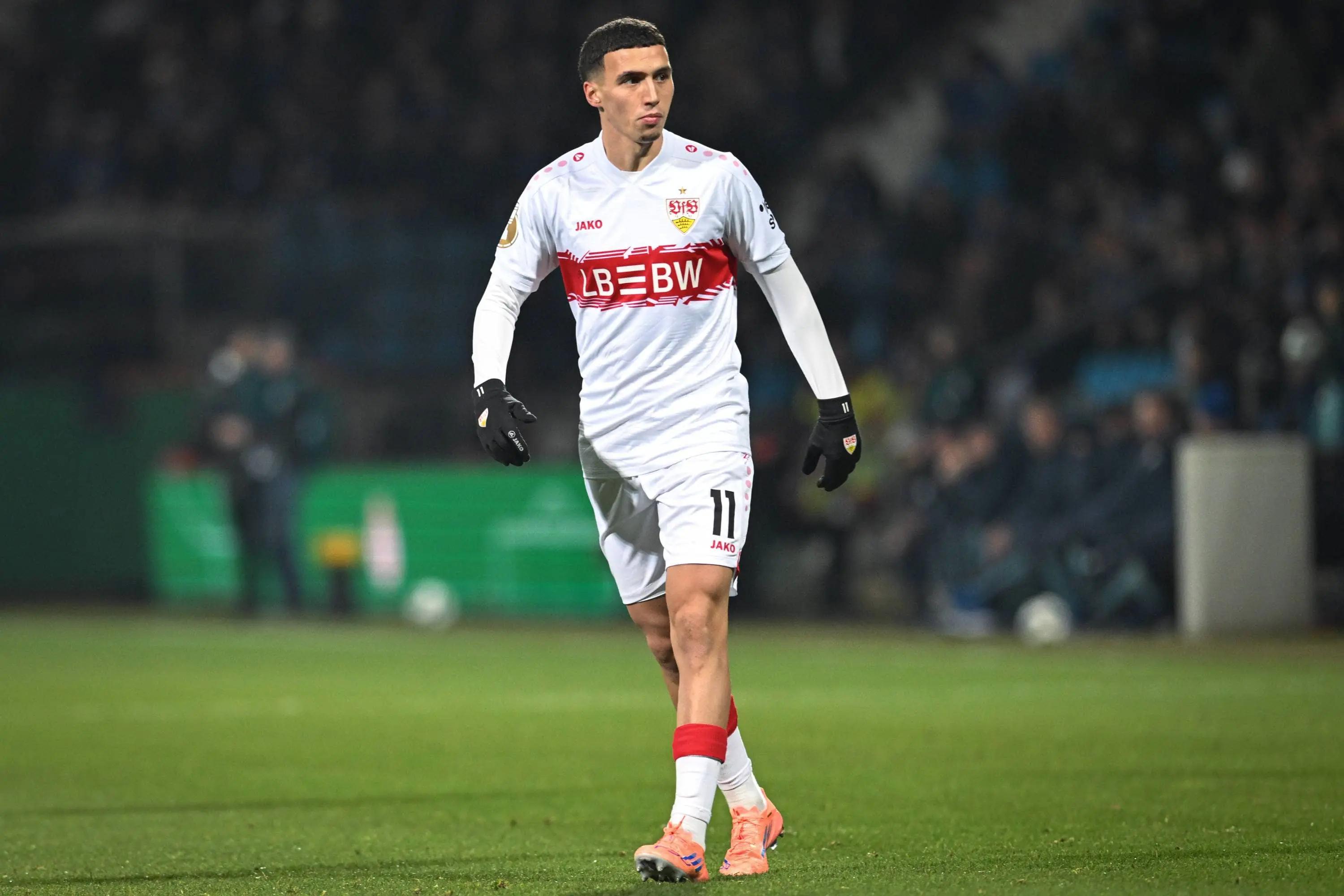 記者：紐卡正密切關(guān)注萊斯特城外租球員哈努斯，水晶宮也有意